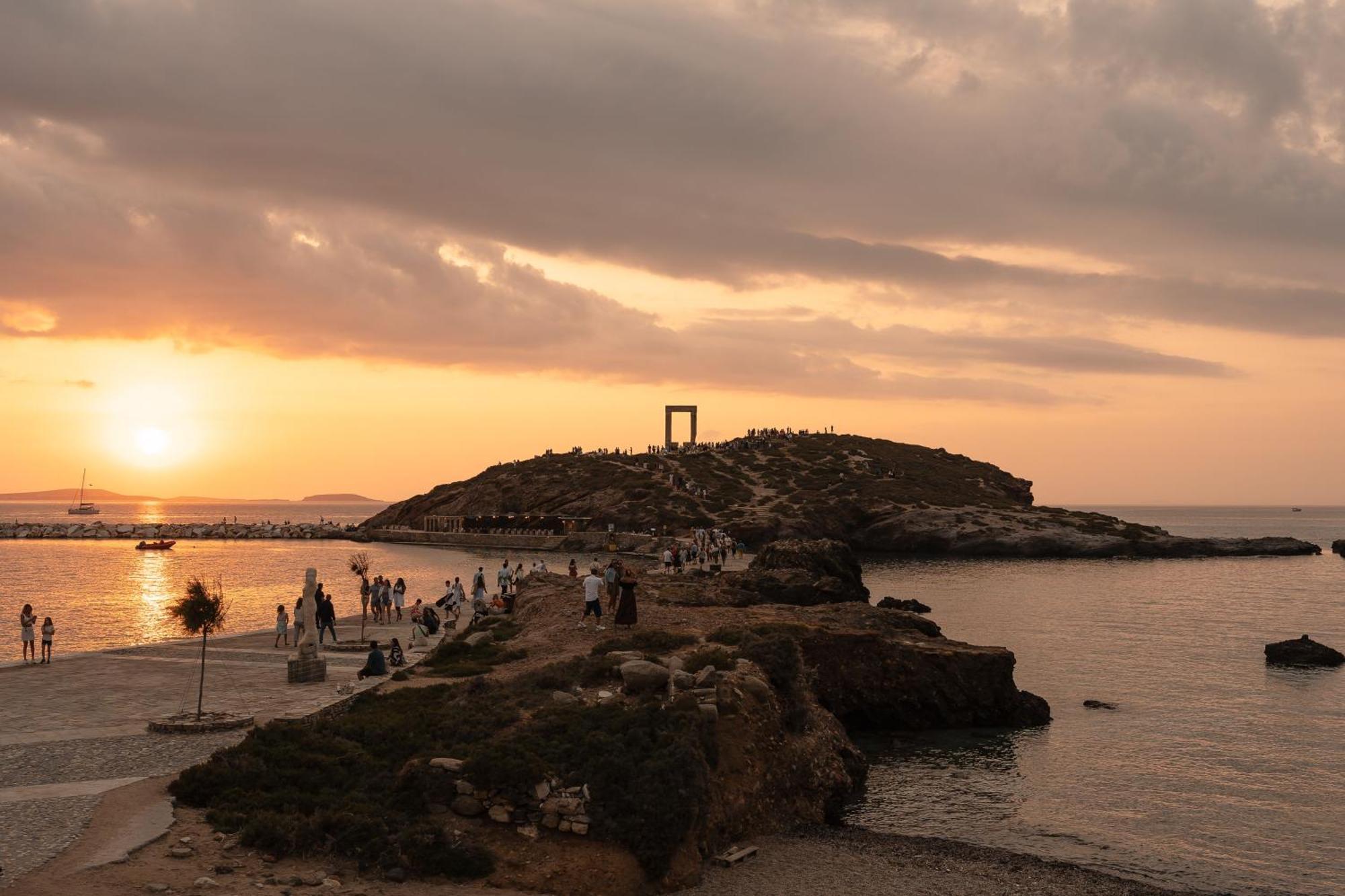 Naxos Rhyton Hotel Naxos City Bagian luar foto